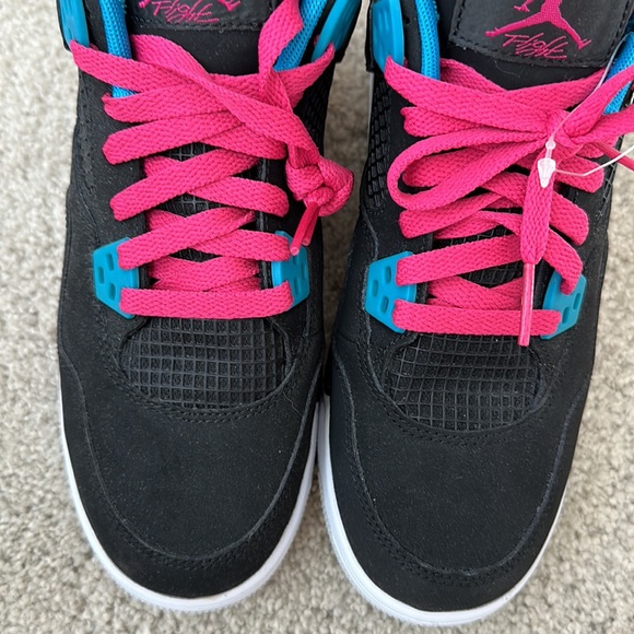 Jordan 4 Retro - Picture 8 of 8